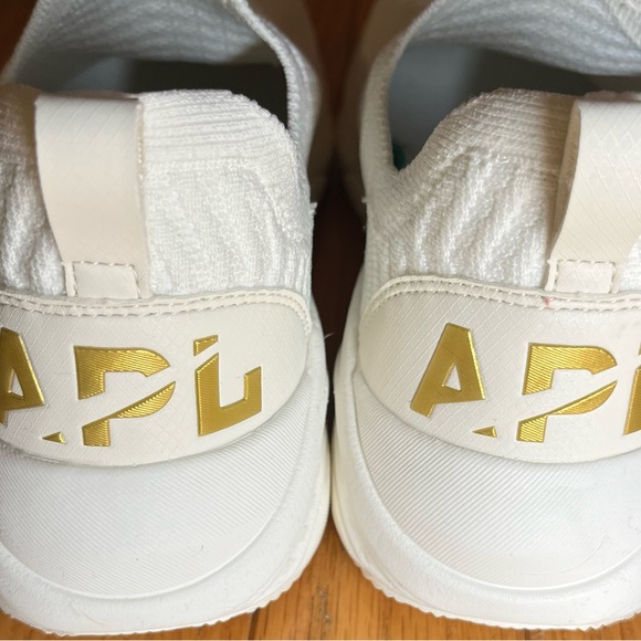 APL Women's TechLoom Traveler
Ivory / Metallic Gold Size 8. Worn once indoors - Picture 8 of 9